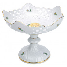 Schale auf Fu&szlig; durchbrochen, Form 