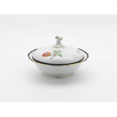 Sch&uuml;ssel m.D., Form 