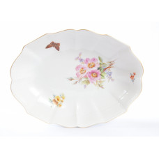 Beilageschale oval, Blume naturalistisch, bunt, mit Schmetterling, Goldrand, 26x20 cm