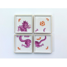 Sch&auml;lchen, eckig, Mingdrache, ohne Kante, purpur, Motiv 1-4 entspr. Sondertext, Goldrand, 8x8 cm