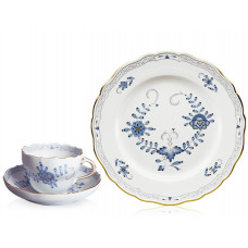 Teetasse m.U., Indische Malerei 2 mit Kante, hellblau, Goldpunkte, Goldrand, V 0,20 l