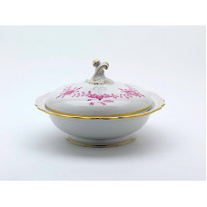 Sch&uuml;ssel m.D., Form 