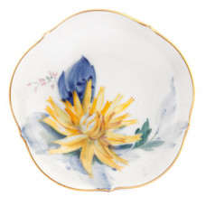 Untertasse zu 23580 u.23581, Blumenmalerei,kombiniert Unterglasur,kobaltblau u.Aufglasurm.,Goldrand