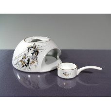 Stövchen Wellenspiel, Festlicher Ball, Federarbeit, gelb glasiert, Goldrand, ø 16 cm