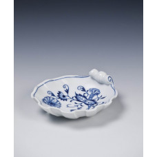 Salzgef&auml;&szlig;, Zwiebelmuster, kobaltblau, wei&szlig;er Rand, L 11 cm