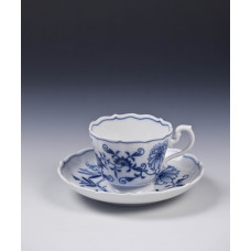 Tasse m.U., Zwiebelmuster, kobaltblau, weißer Rand, V 0,15 l