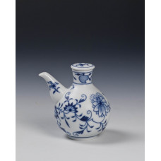 Sojasaucenkanne, Zwiebelmuster, kobaltblau, weißer Rand