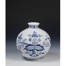 Vase, Zwiebelmuster, kobaltblau, weißer Rand, H 16 cm