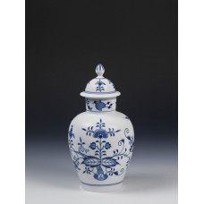 Vase, Zwiebelmuster, kobaltblau, weißer Rand, H 23 cm