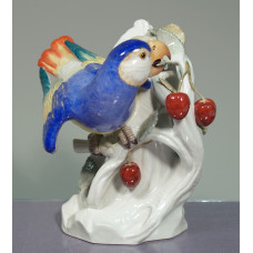 Papagei a.Stamm mit Kirschen, Bunt staffiert