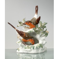 Rotkehlchen mit Nest, Bunt staffiert, H 19 cm