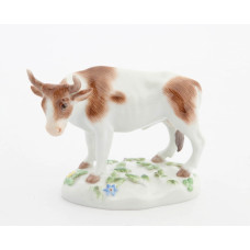 Ochse,stehend, Bunt staffiert