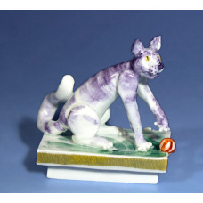 Катце м. Мяч, бейте унд золото staffiert