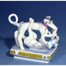 Spielende Хунде, Головни и золото staffiert