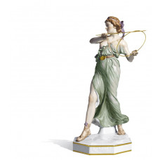 Reifenwerferin, выс 38 см